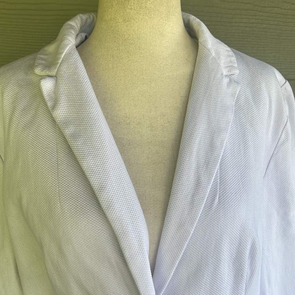 Premise Textured Blazer - Picture 3 of 11